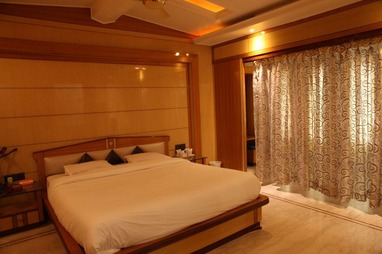Hotel Welcome Palace Agartala Exteriér fotografie